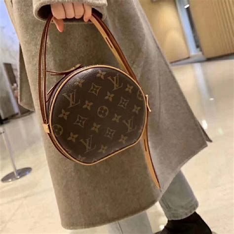 sac chapeau louis vuitton|Boite Chapeau Souple MM .